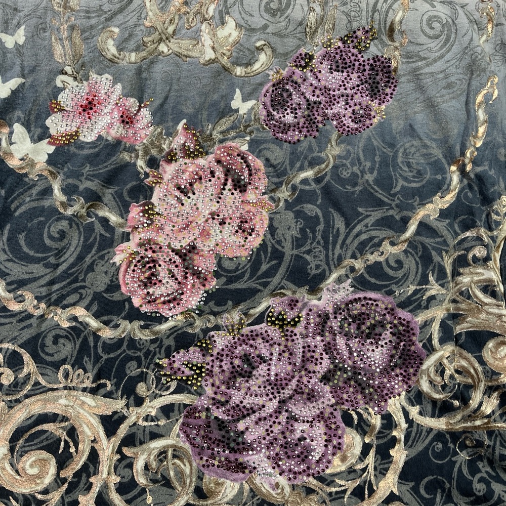 Christian Audigier Gray and Pink Long Sleeve Top - Picture 6 of 8